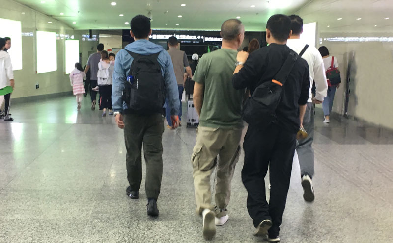 被告劫持航空器罪