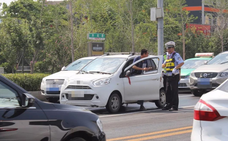 处理交通事故时应注意什么